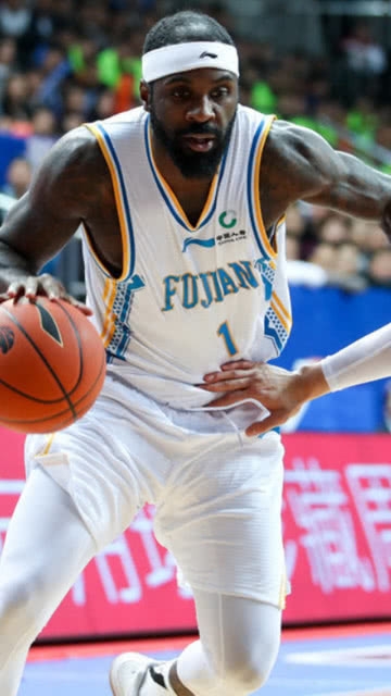 包含C9碾压100T，Tian三分雨点燃全场的词条