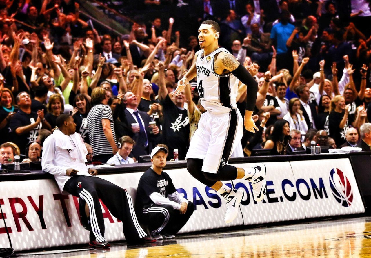 湖人鏖战马刺，丹尼·格林完成帽子戏法的简单介绍