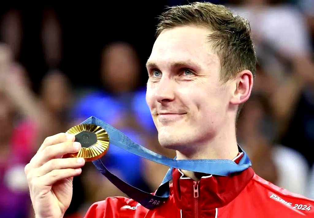 丹麦羽毛球队爆冷泰国羽毛球队，安赛龙惊艳世界的简单介绍