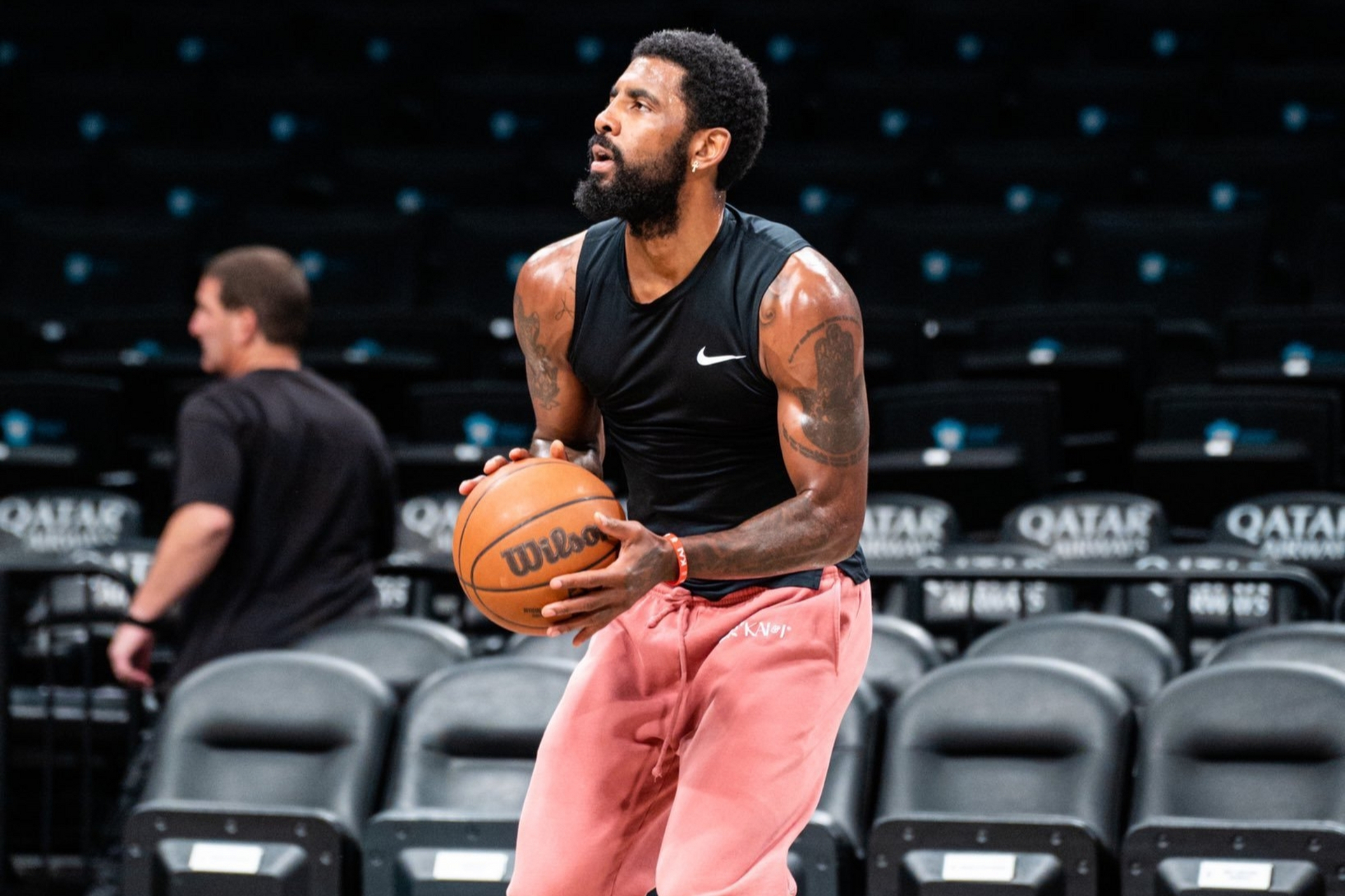 篮网B队鏖战猛龙，汉密尔顿送出助攻的简单介绍