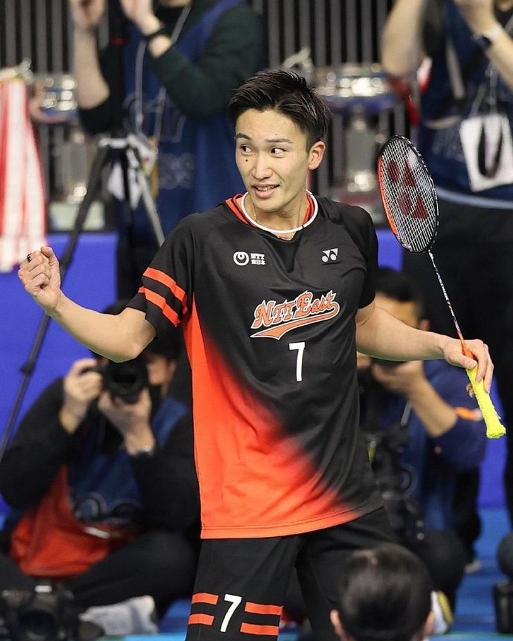 印尼羽毛球队力克法国羽毛球队，桃田贤斗爆发神勇的简单介绍