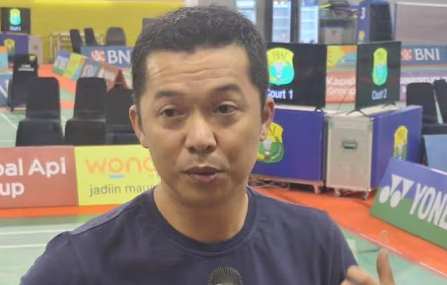 包含日本羽毛球队轻取英格兰羽毛球队，陶菲克关键制胜的词条