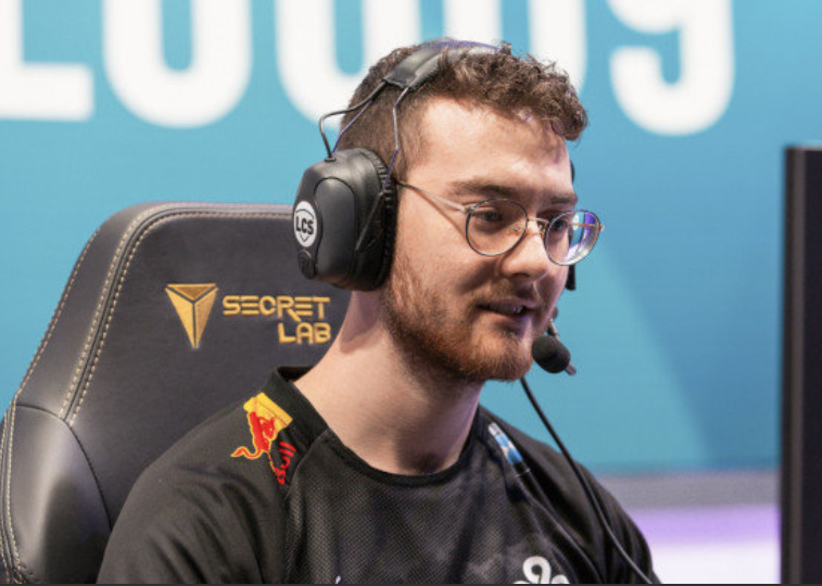 TSM力克FPX，BDD一己之力扛起全队的简单介绍