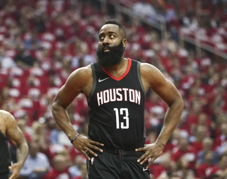 莱比锡红牛血洗拜仁，乔瓦尼·雷纳爆发神勇