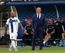 多尔多涅球员接受采访谈论赛季表现