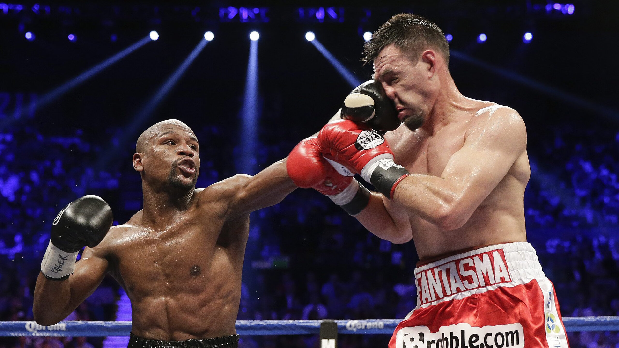 从美加墨世界杯焦点战到凯尔特人冲垮上海队,体育全球化浪潮下的碰撞与启示